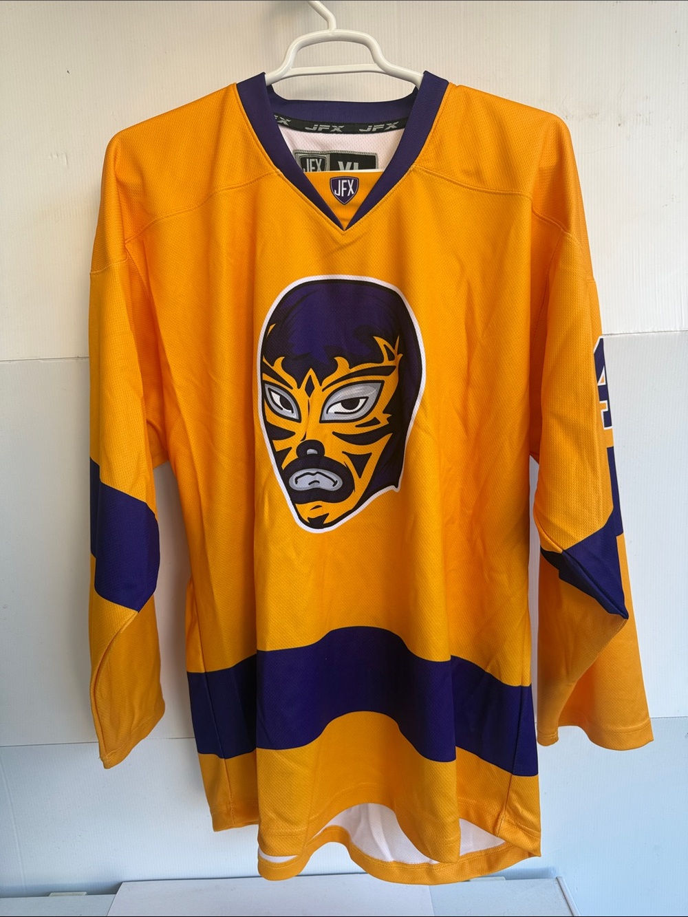 WRESTLING LUCHADOR JFX JERSEY XL GOLS PURPLE LAKERS COLORS #BODYSLAMCANCER